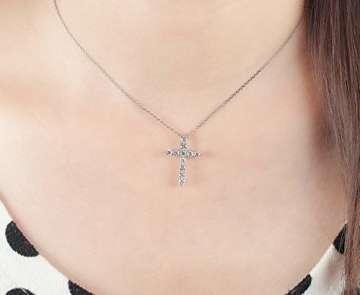 Daesar 18K Weißgold Damen Halskette Kreuz Design & 11 Diamant (1.1ct) Anhänger Halskette Silber Kette 45CM - 6